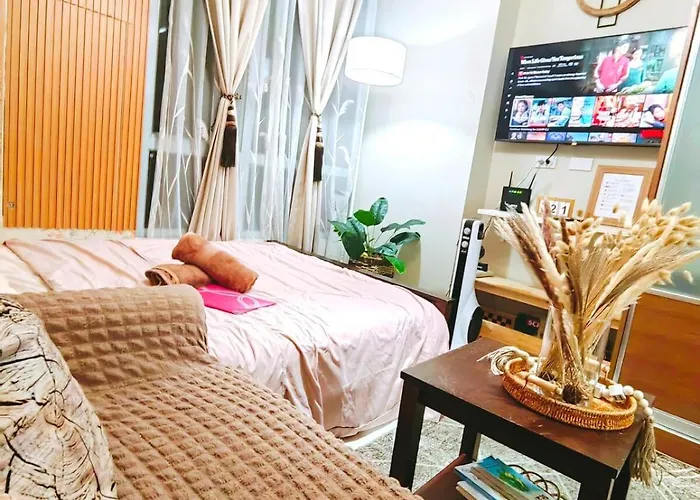 Apartment Camp Cj Near Bgc, Mrt Boni Free Pool Gym Manila