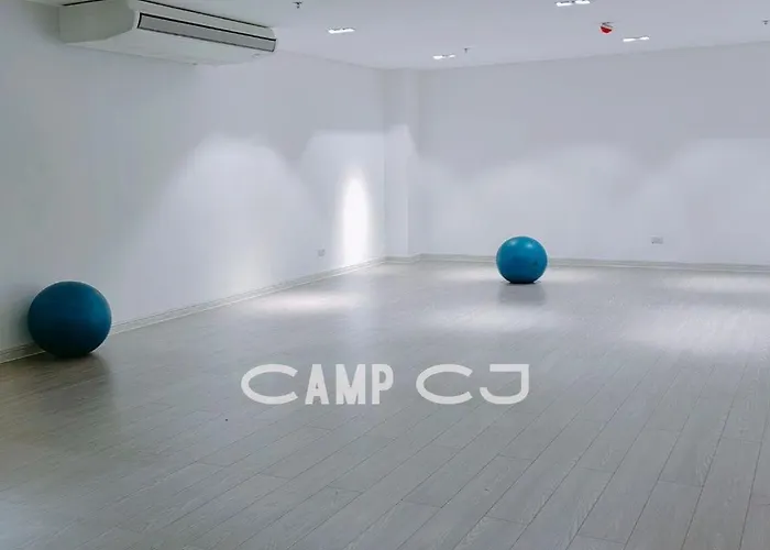 Camp Cj Near Bgc, Mrt Boni Free Pool Gym Apartment