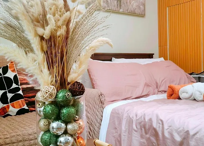 Apartment Camp Cj Near Bgc, Mrt Boni Free Pool Gym Manila