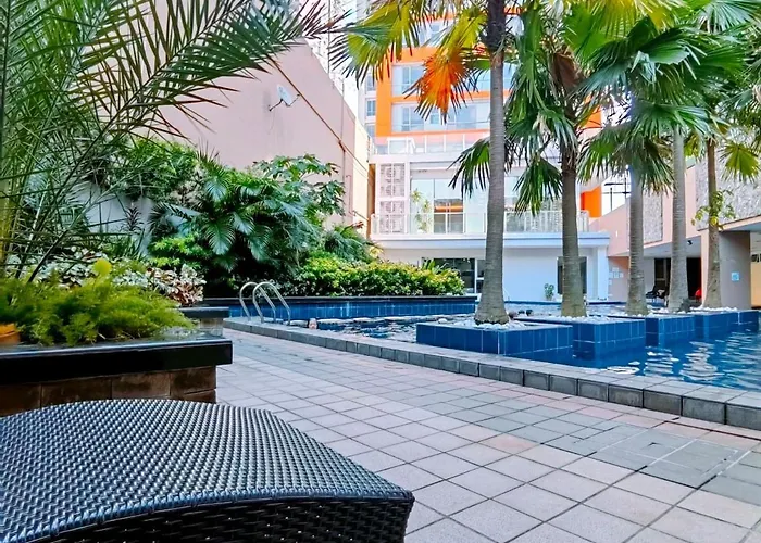 Apartment Camp Cj Near Bgc, Mrt Boni Free Pool Gym Manila