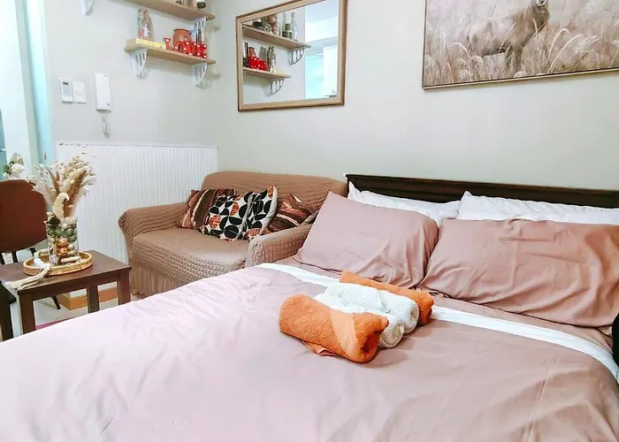 Camp Cj Near Bgc, Mrt Boni Free Pool Gym Apartment Manila