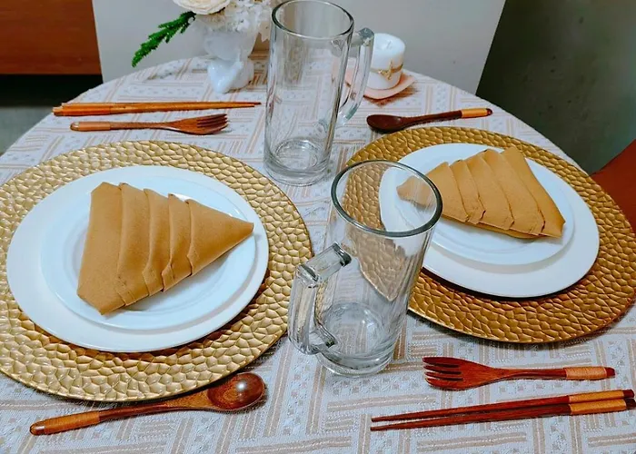 Camp Cj Near Bgc, Mrt Boni Free Pool Gym Apartment Manila